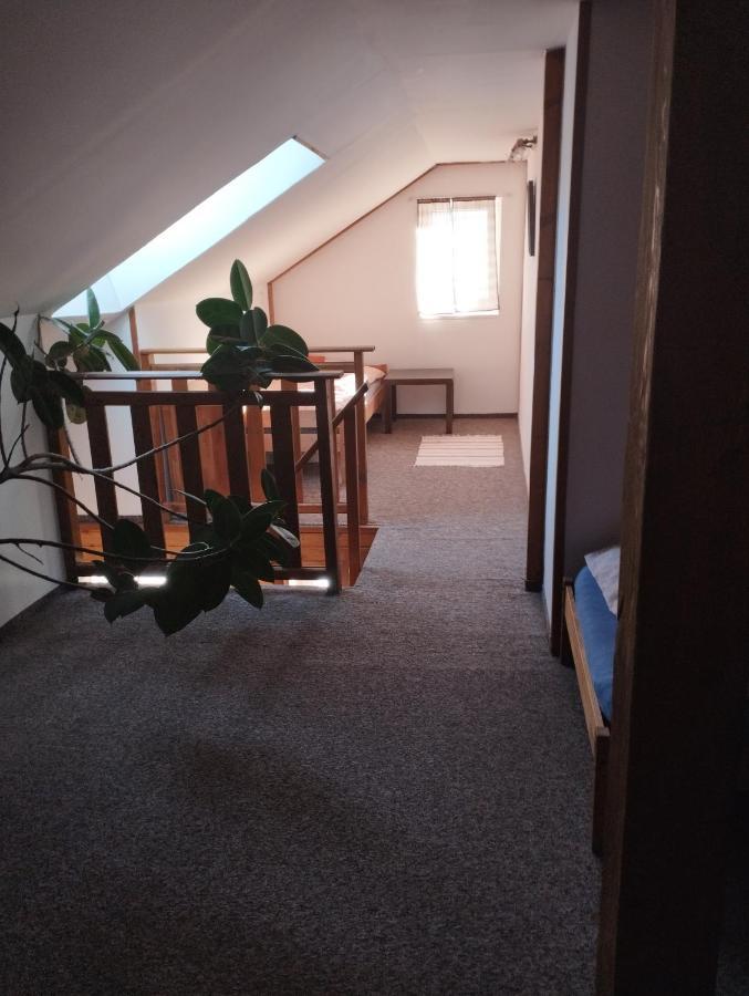 Apartmany Audy Mníšek pod Brdy Exteriör bild